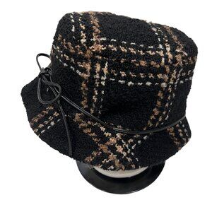 Weave of the Irish Plaid Bucket Hat, Black Tan, M